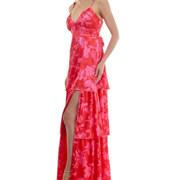 Crystal Doll Juniors' Floral Tie-Strap Tiered Maxi Dress - Picture 2 of 7